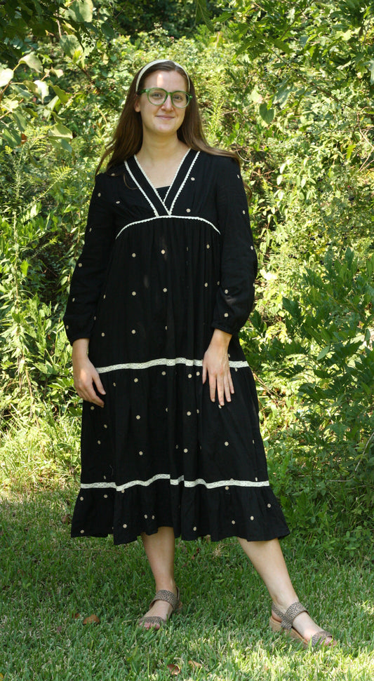 ALL OVER EMBROIDERY MIDI DRESS