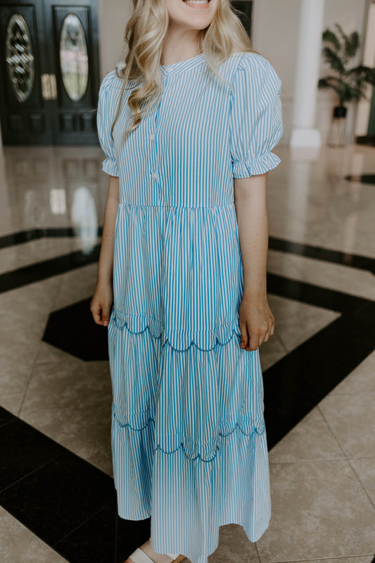 Scallop Hem Midi Dress