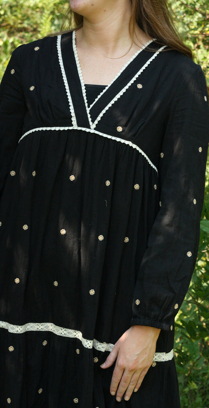 ALL OVER EMBROIDERY MIDI DRESS