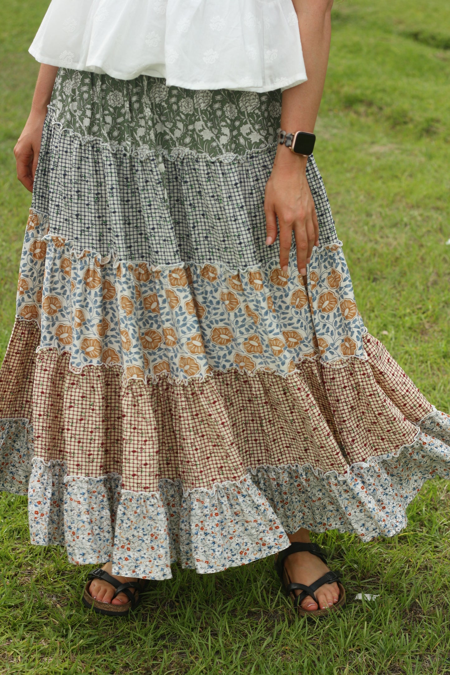 Rosette Midi Skirt