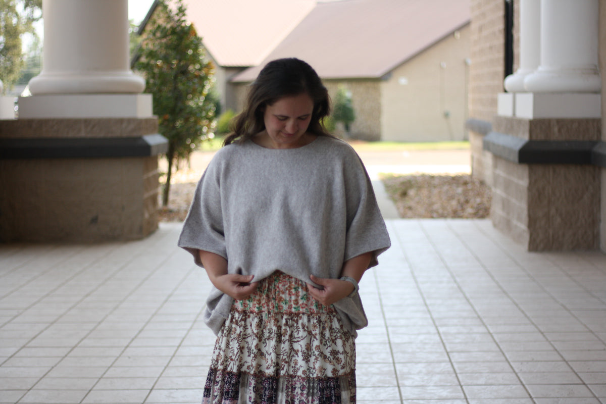 Short Sleeve Oversized Knit Sweater